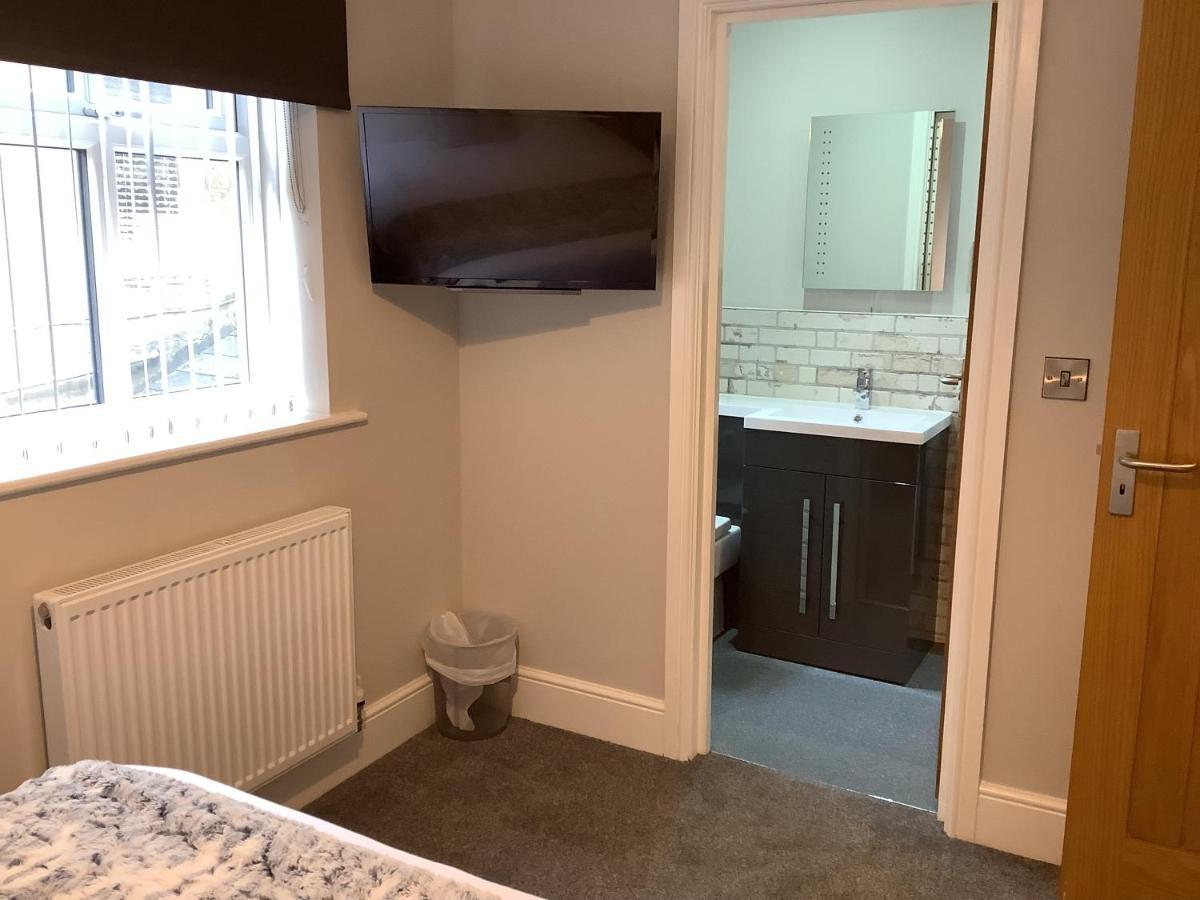 Jeffersons Hotel & Serviced Apartments (Adults Only) Barrow-in-Furness Kültér fotó